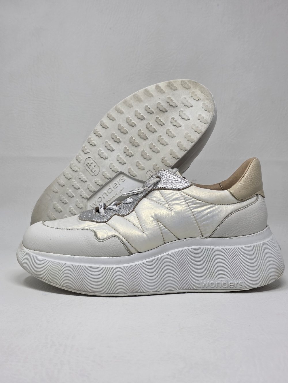 Wonders Berlin Leather Wedge Sneakers A-3602 White Women's Size US 6.5-7 / EU 37